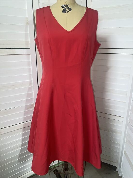 Leslie Fay Dresses & Skirts - Leslie Faye Dress 12 Large Red Pink Fit& Flare Aline Sleeveless Poly Blend